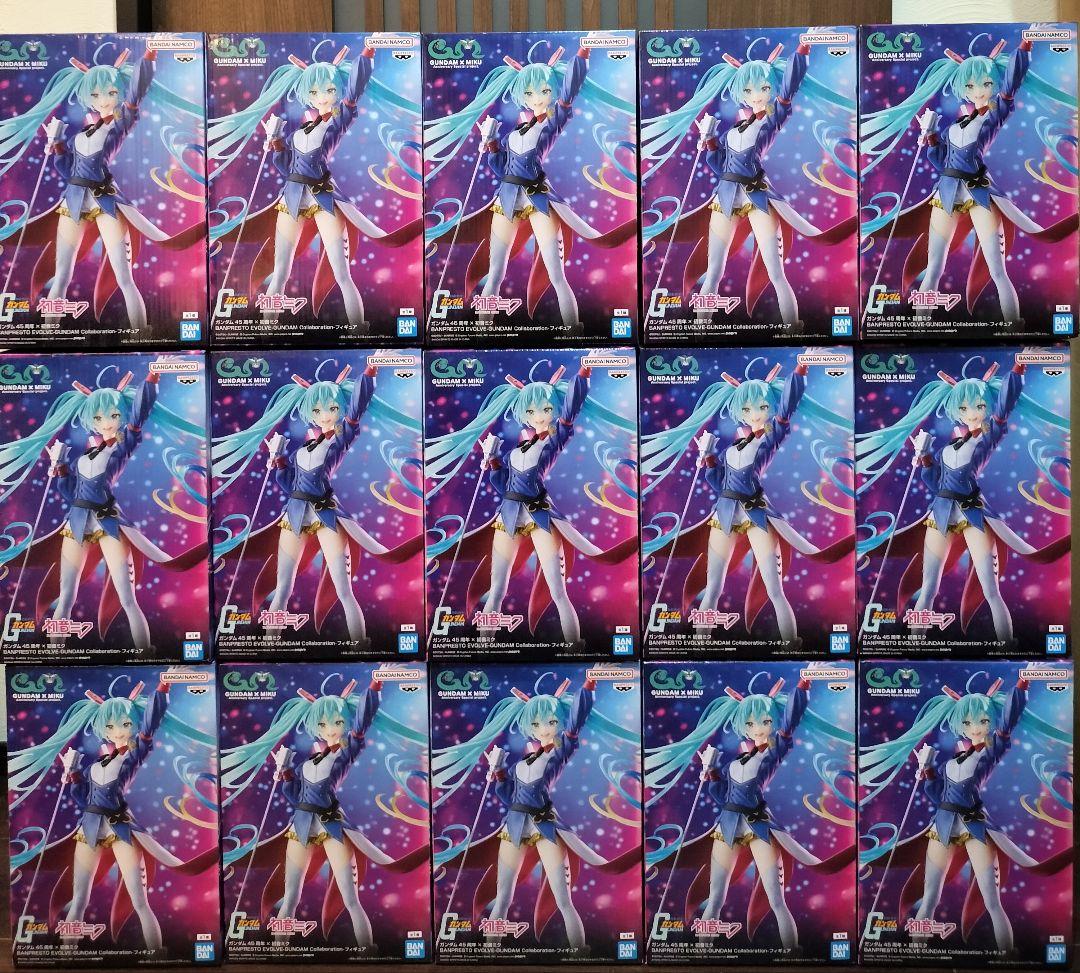 ガンダム45周年×初音ミク フィギュア 15個セット
