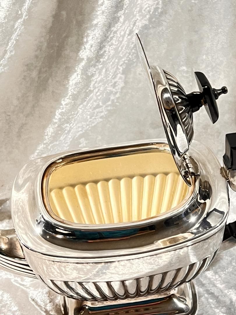 シルバープレートティーポット　刻印あり　Sheffield　England