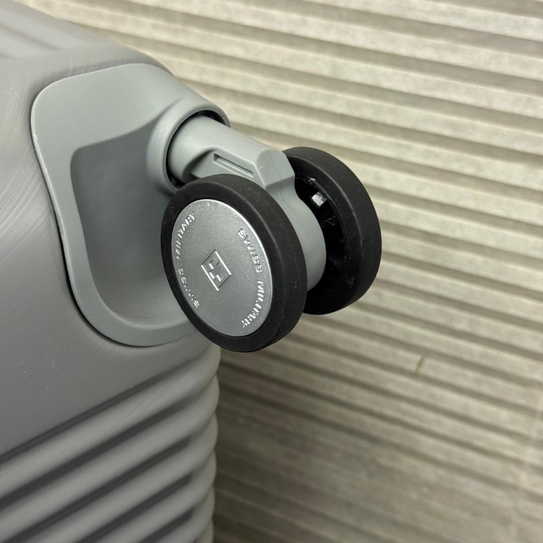 ☆スイスミリタリー　シュトルツ　SM-1828　28インチスーツケース　105L