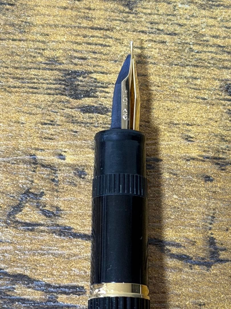 1980年製　初代　ジャスタス　14金　ゴールド　万年筆　パイロット　嵌合式　M