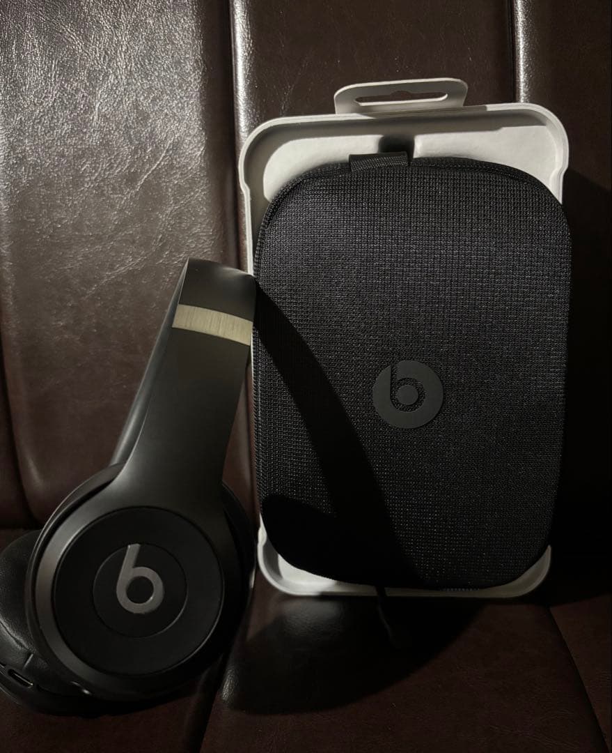 Beats Solo 4 マットブラック ワイヤレスヘッドホン ビーツ