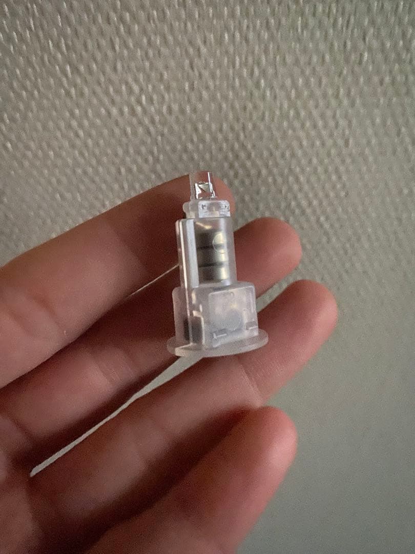 夜光貝　特大夜光貝　磨き上げ済み　ピカピカ　15x18cm 666gライトおまけ