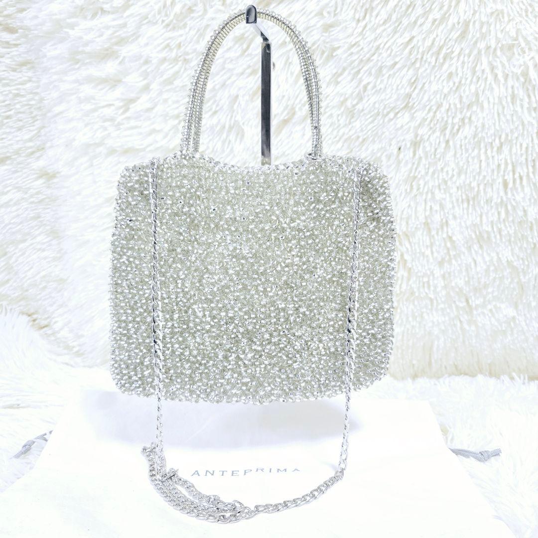 いちご様✨人気色シルバー✨アンテプリマ スクエア ミディアム シルバー