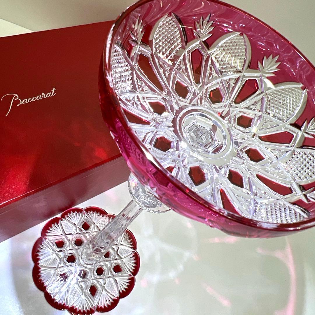 バカラ最高級シリーズ　ツァーシャンパンクープ　（赤）共箱　高さ27.2㎝