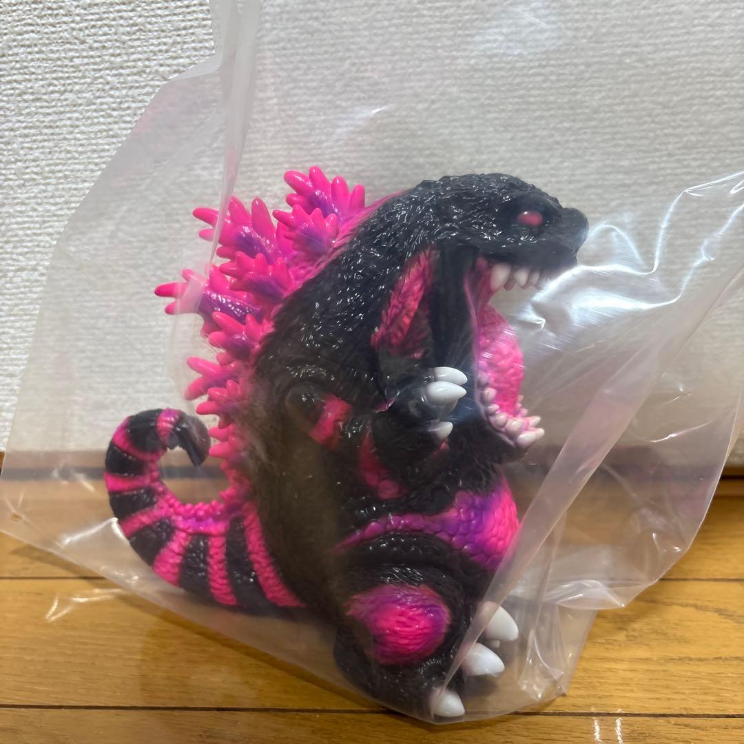 ゴジラ1995 KAGEMARUDESIGNS ピンク ソフビ カゲマルデザイン