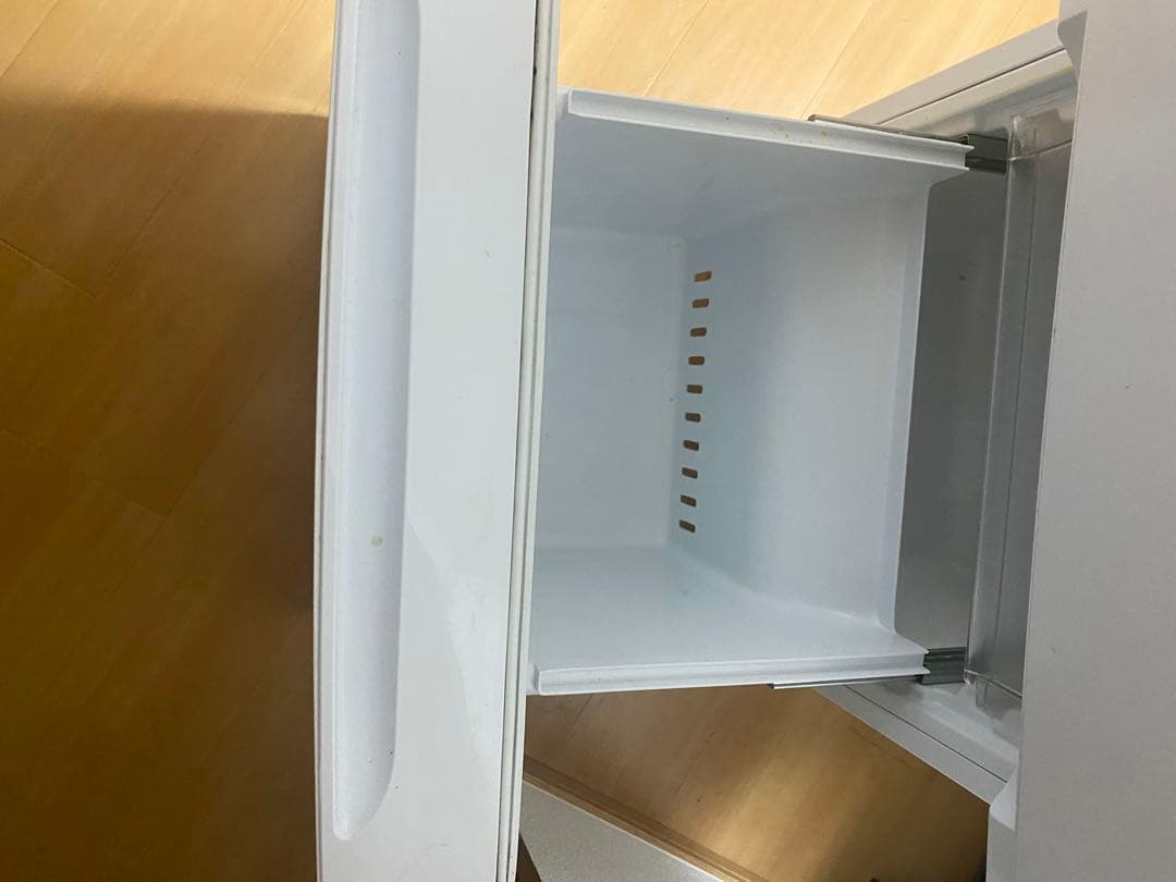 ☆引き取り希望☆冷蔵庫 2023年製 ホワイト YRZ-F15J-W