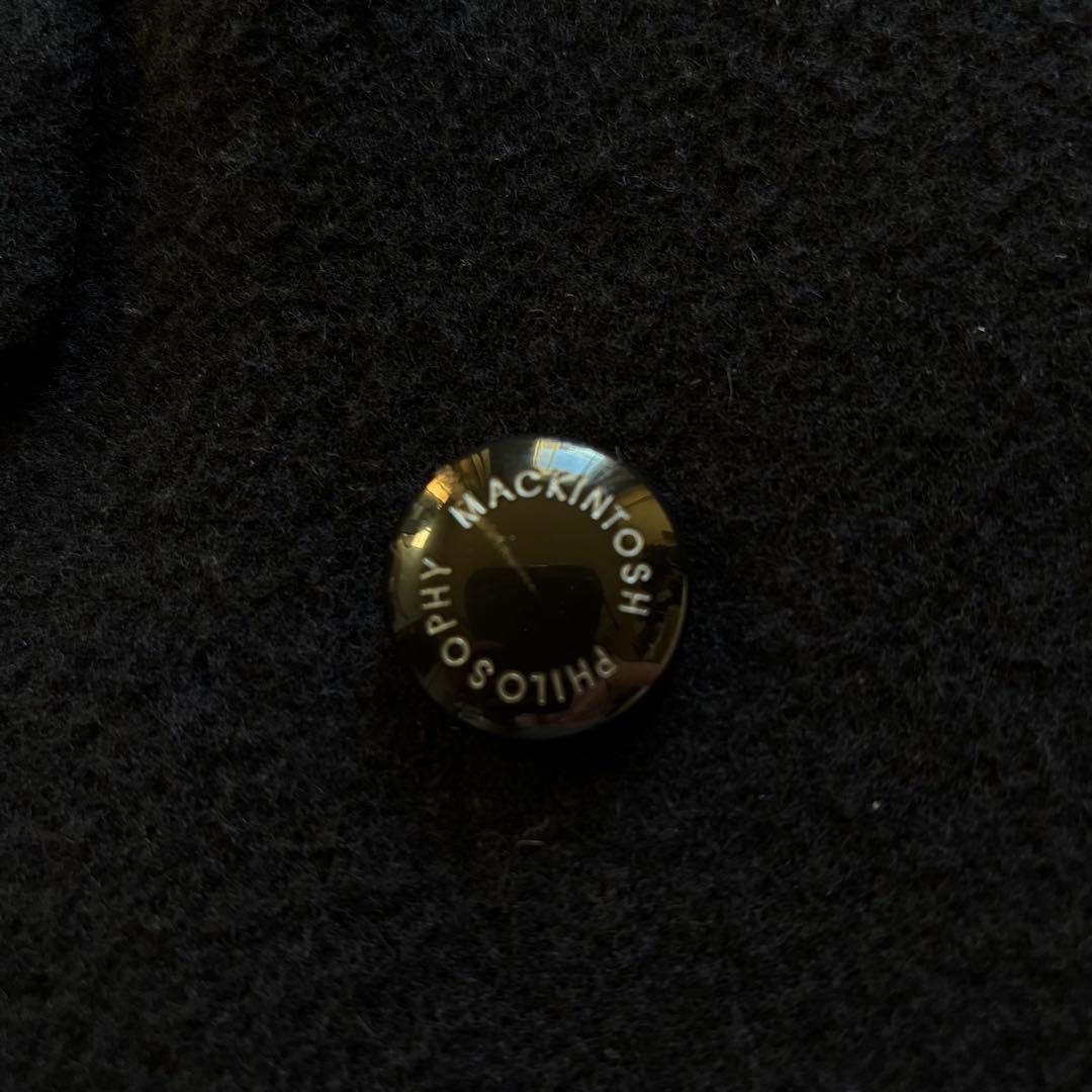 美品★マッキントッシュフィロソフィー　チェスターコート　刻印入りボタン　黒　M