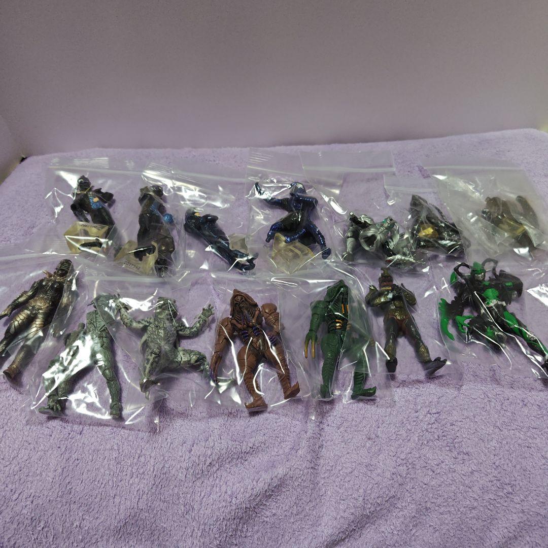 仮面ライダーHG　フィギュア　100体超　まとめ販売