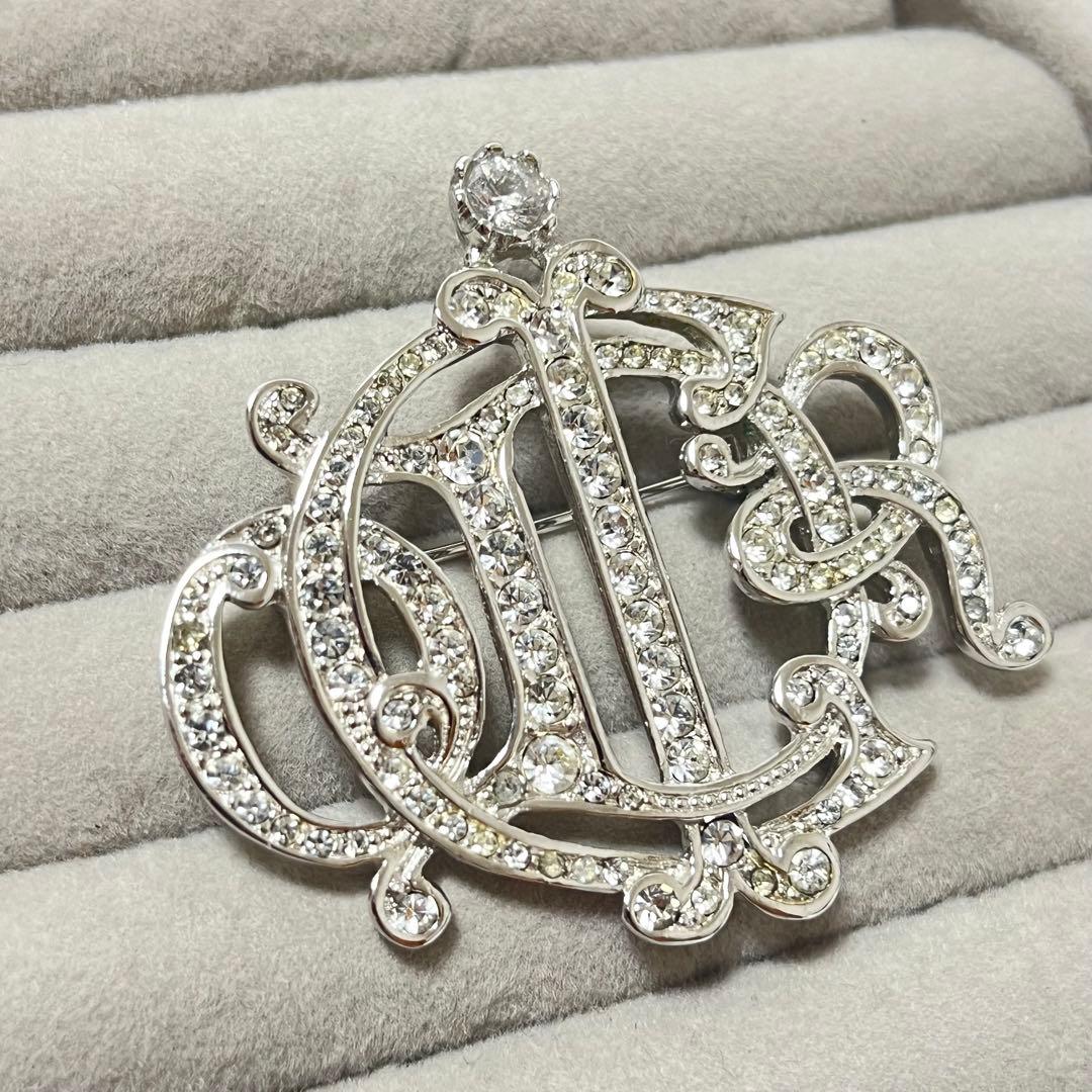 専用　ディオールDIOR 旧ロゴ　エンブレム　ブローチ　ラインストーン