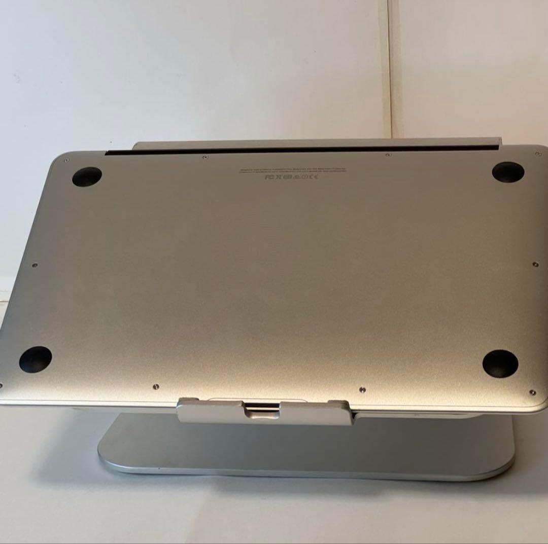 【薄型軽量】美品 MacBook Air11インチ付属品完備 ZOOM/オフィス