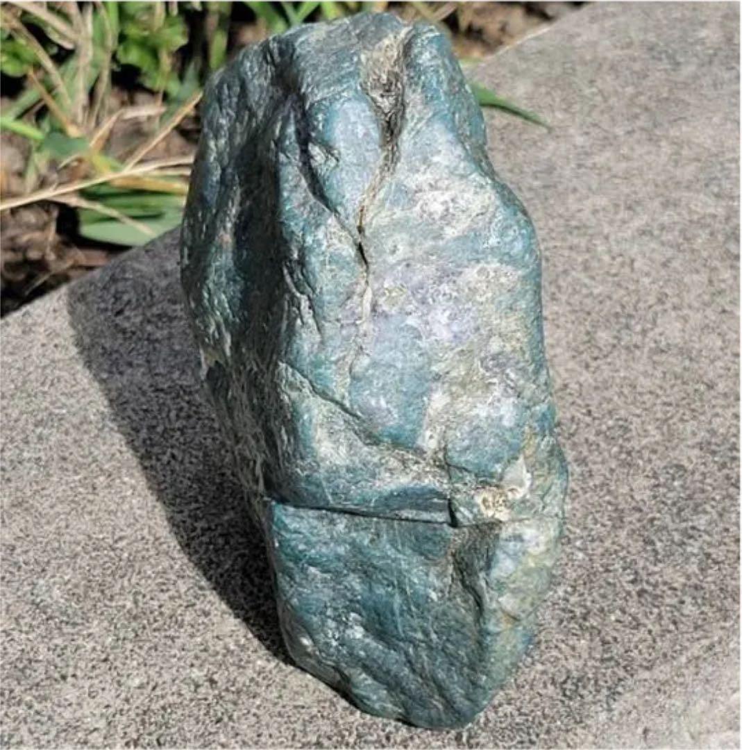 大所　川石　姫川　翡翠　原石　糸魚川　ヒスイ