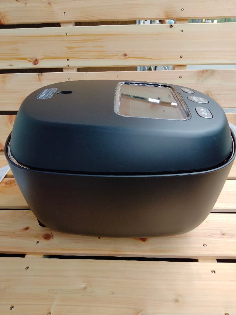 未使用品タイガー炊飯器 3.5合 土鍋圧力IH ブラック JRX-T060KT
