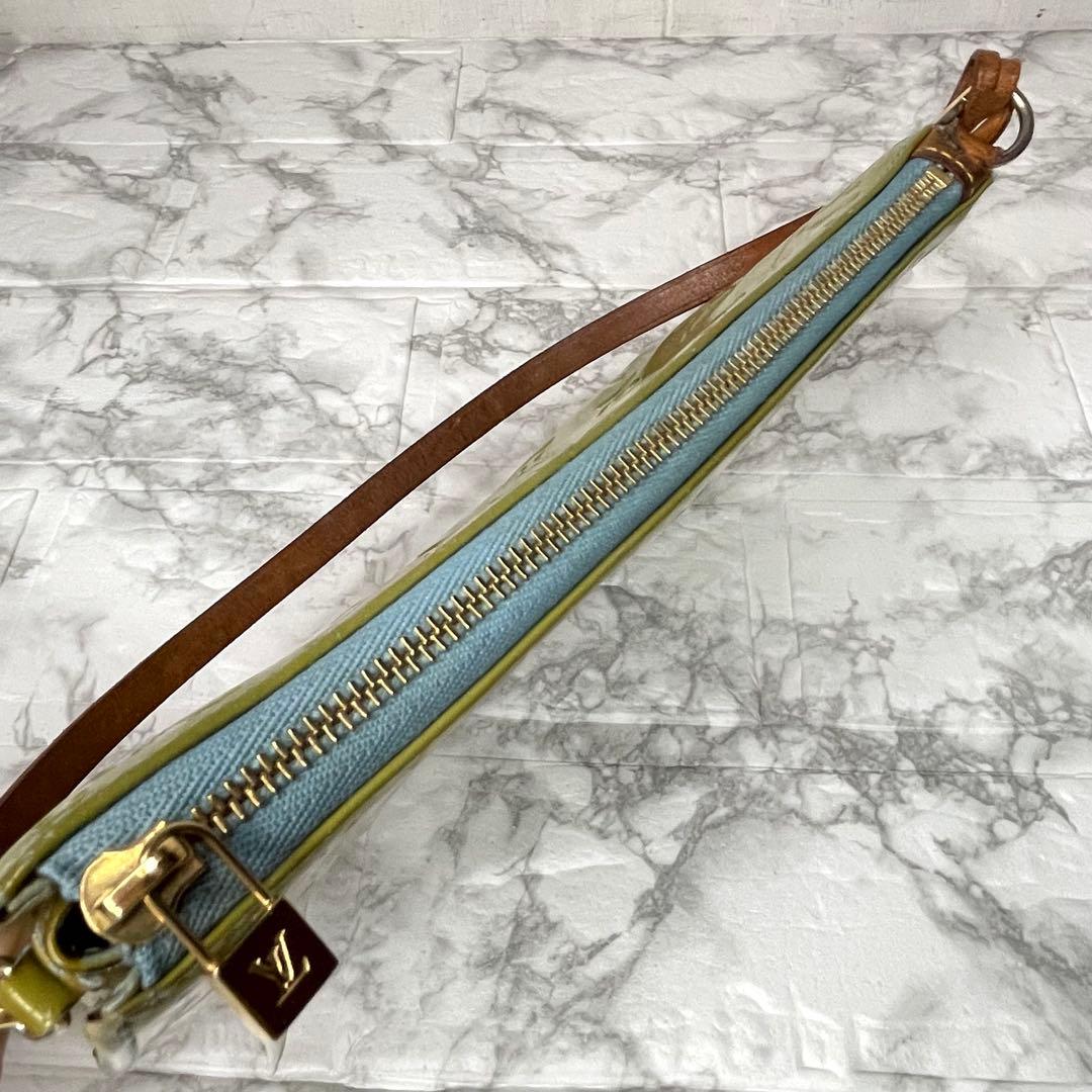 LOUIS VUITTON ルイヴィトン ヴェルニ　レキシントン　ミニバッグ