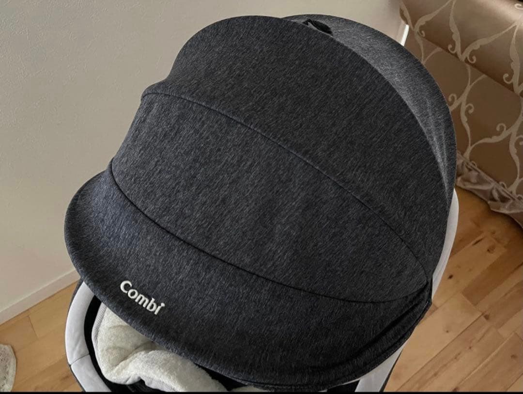 Combi 新生児対応 チャイルドシート ISOFIX クリーニング済み