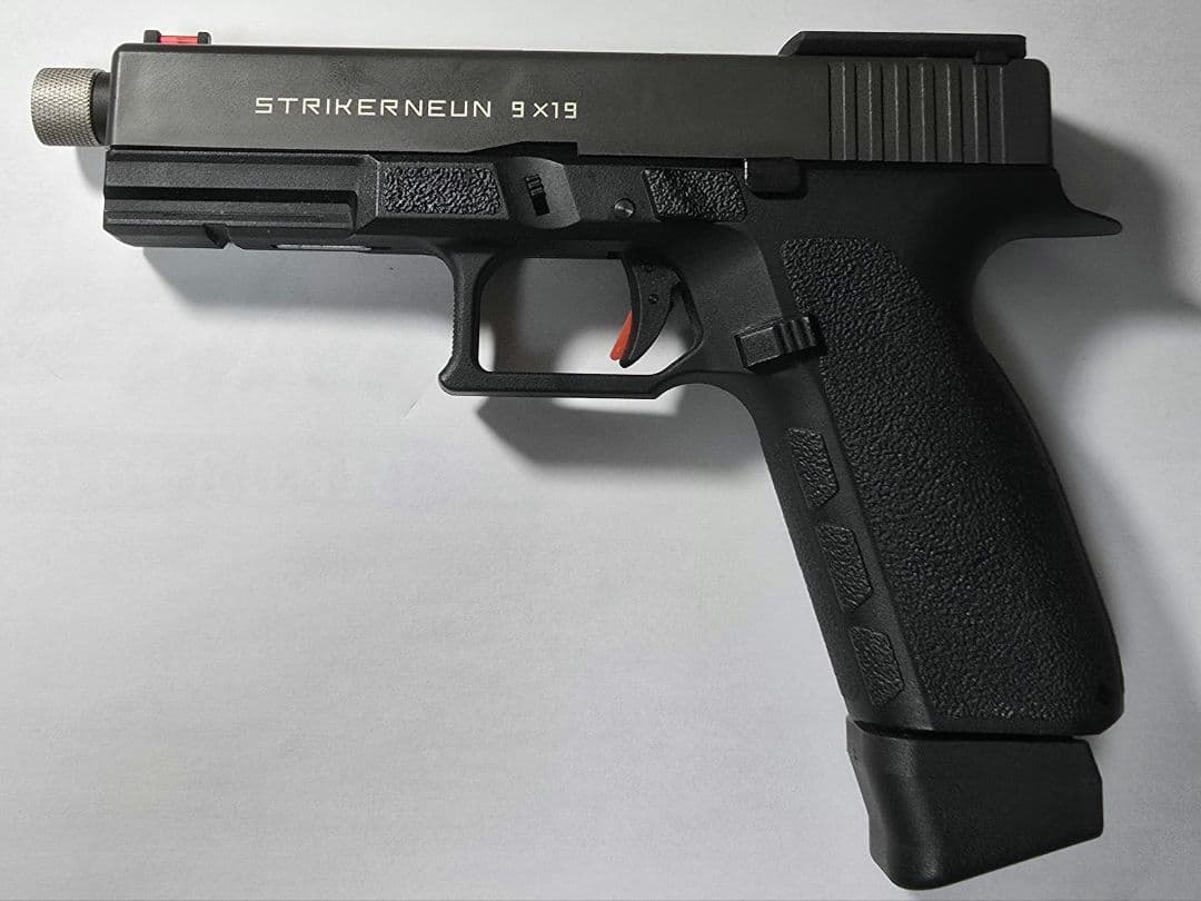 STIKERENUN 9 ストライカー9 CO2ガスガン カーボネイト