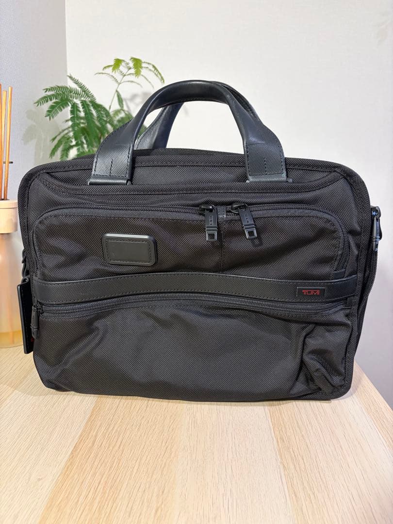 TUMI アルファ2 オーガナイザー ポートフォリオ ブリーフ ビジネスバッグ