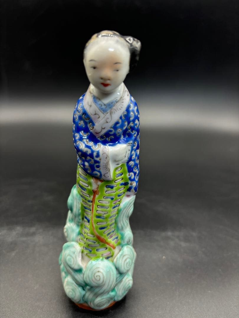 中国美術 古玩 色絵陶人形 陶器人形 高さ約15cm 置物 オブジェ 古董品