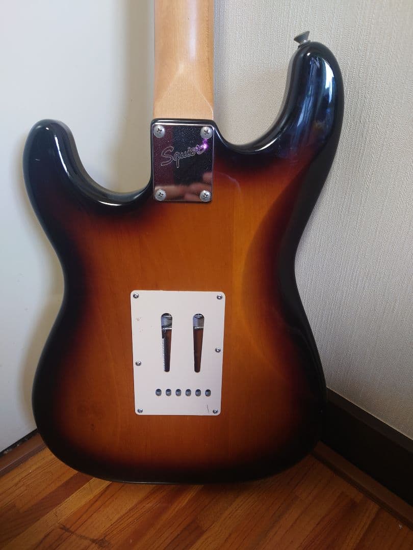 Squier Stratocaster サンバースト Affinity MOD