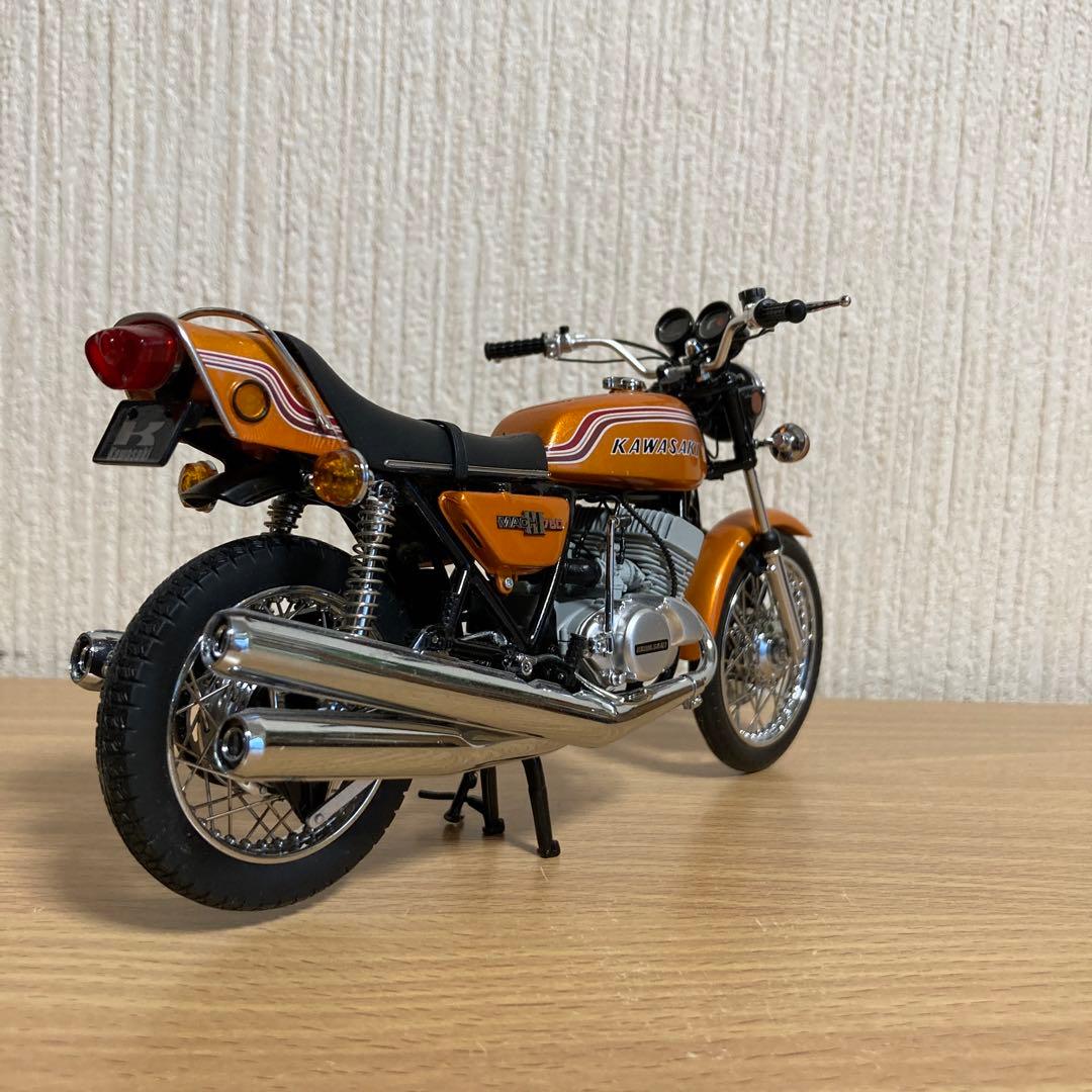 W it's 1/12 Kawasaki MACH Ⅲ 750SS