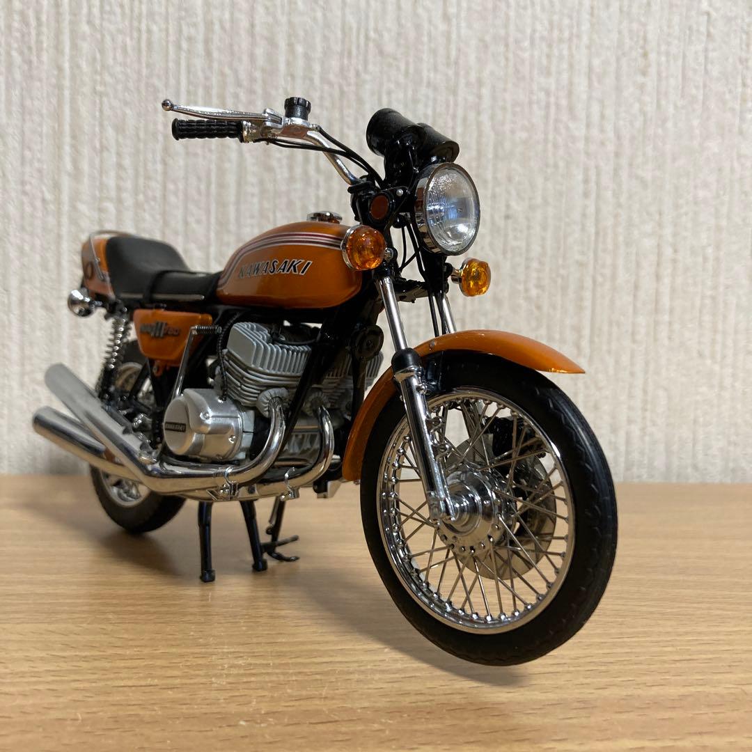 W it's 1/12 Kawasaki MACH Ⅲ 750SS