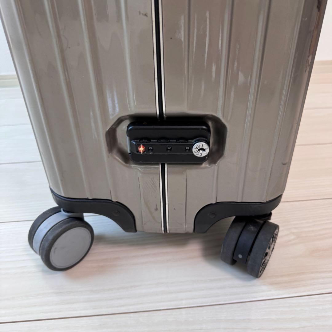 RIMOWA リモワ　スーツケース　4輪　希少品 サンバ MULTIWHEEL
