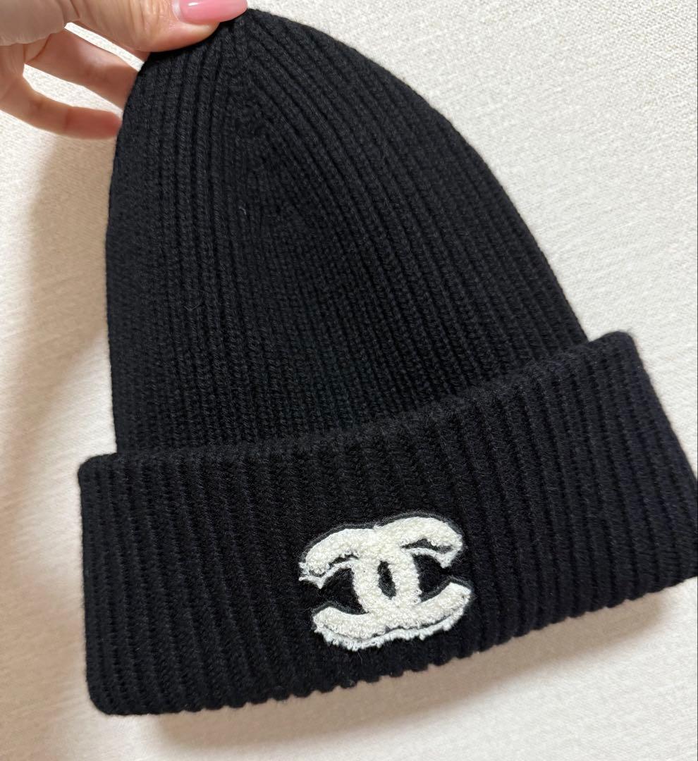 CHANELニット帽　多少のお値下げ可