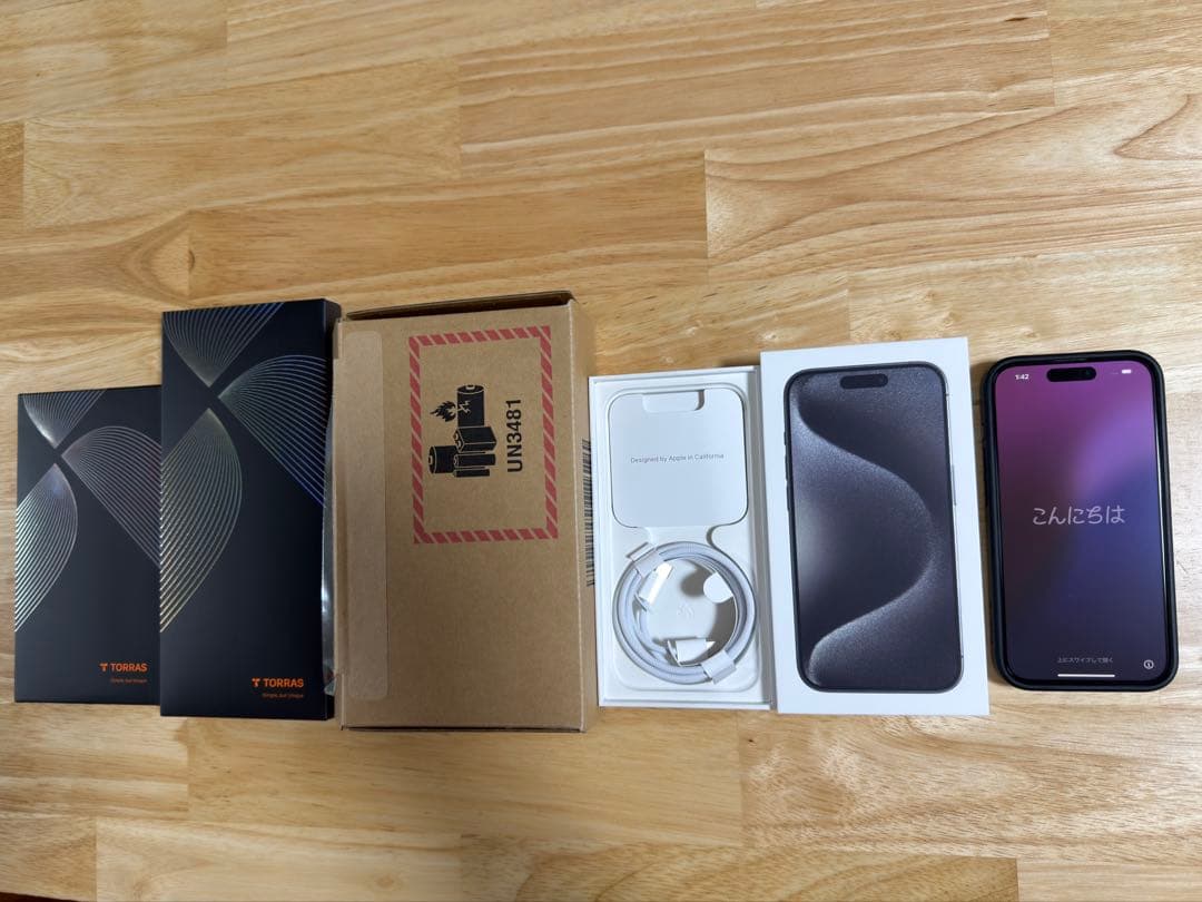 iPhone 15 Pro 128GB ブラックチタニウム　SIMフリー