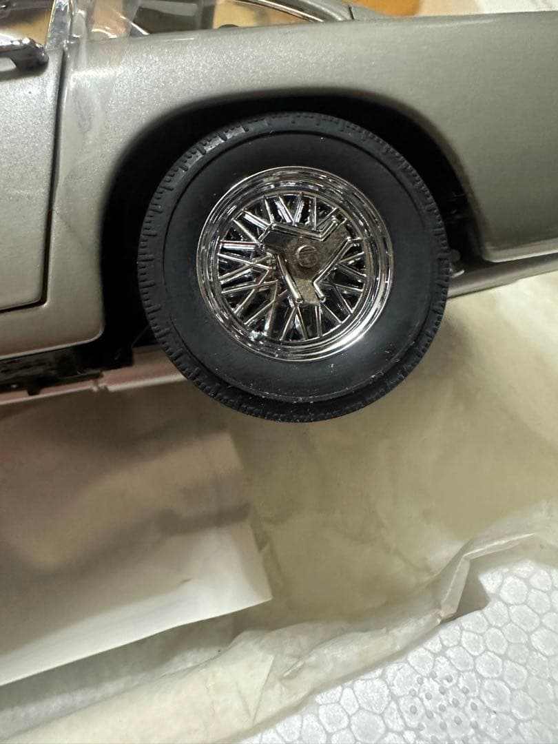 ジェームズボンドカーDB5 collectibles