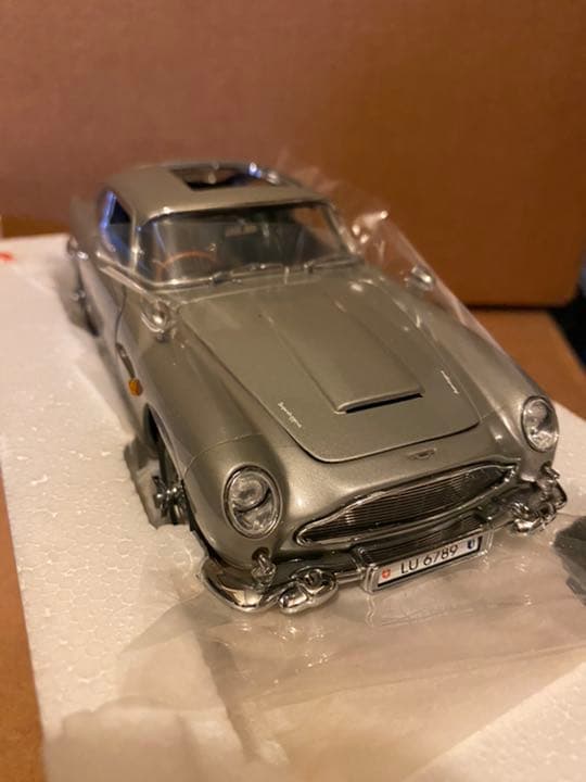 ジェームズボンドカーDB5 collectibles