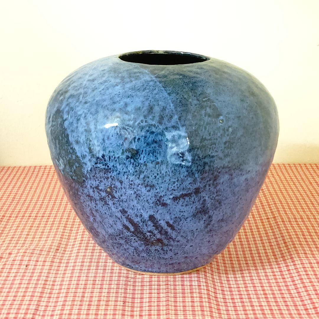 青色の陶器花瓶 釉薬