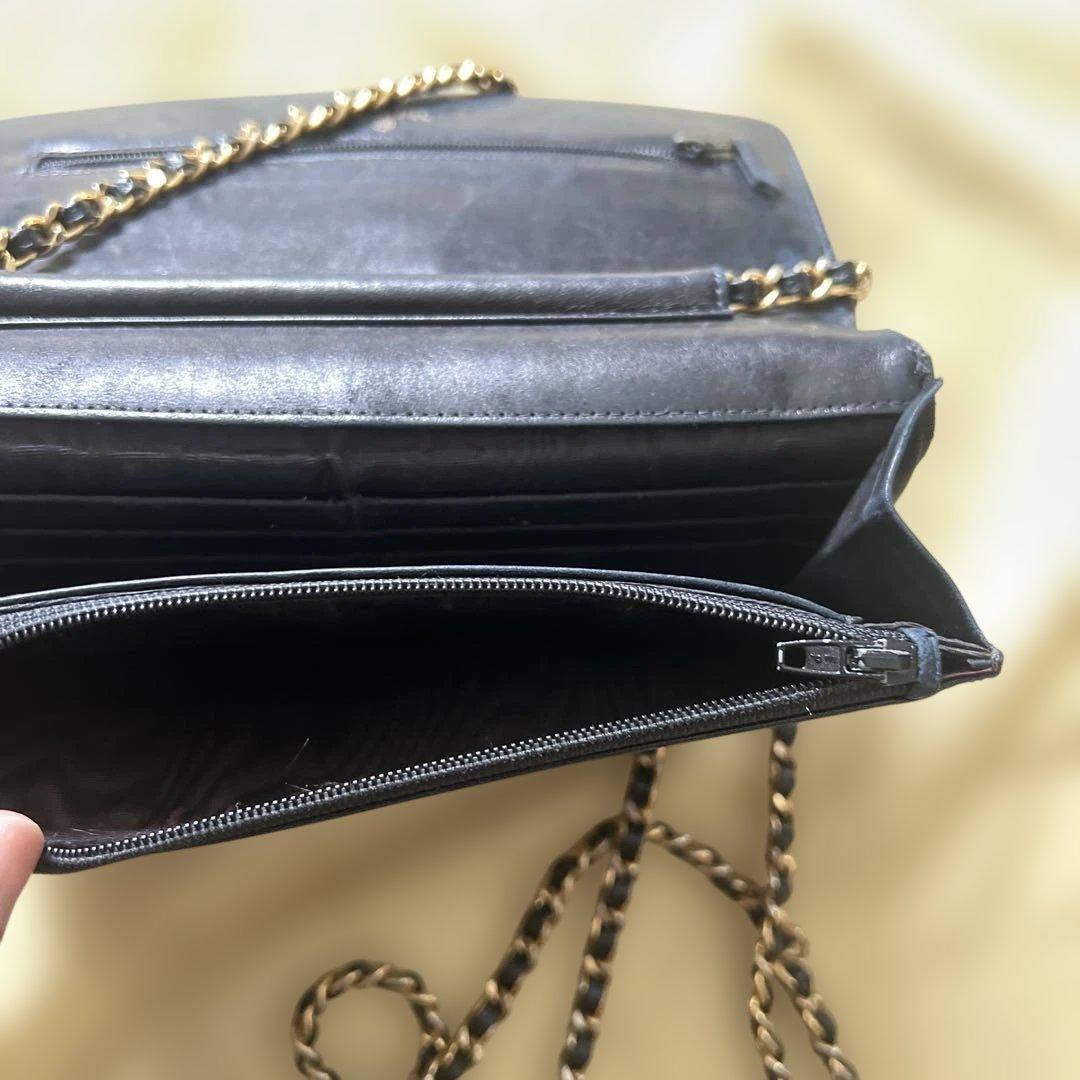 CHANEL シャネル　チェーンウォレット　キャビアスキン　【正規リペア済】