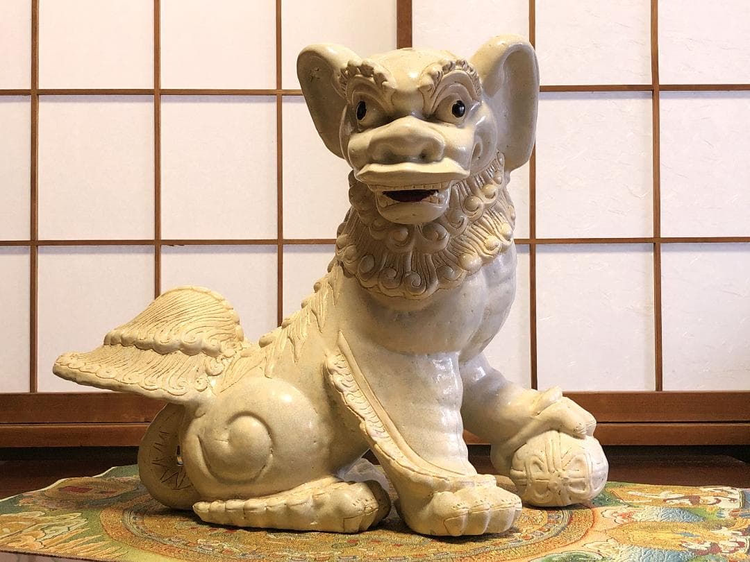 【 白獅子 】 大型　陶製玉獅子　献上上手　68ｃｍ 　19.6ｋｇ