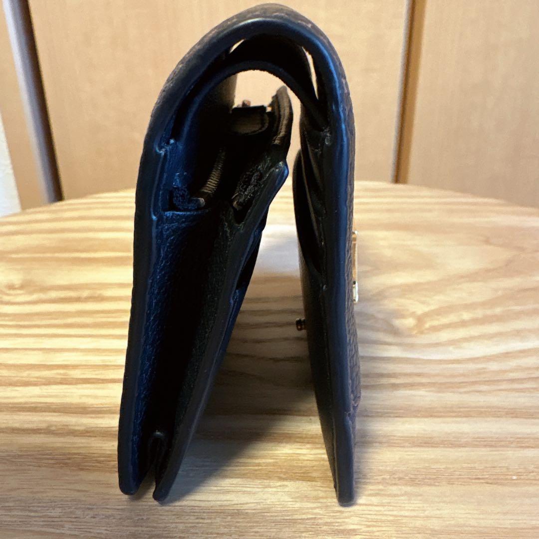 【未使用品】BURBERRY二つ折り財布 TBモノグラム ロゴ　ブラック　革