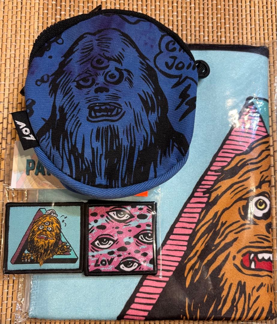 GRINDLODGE グラインドロッヂ LOVポーチ.ワッペン.タオル3点セット