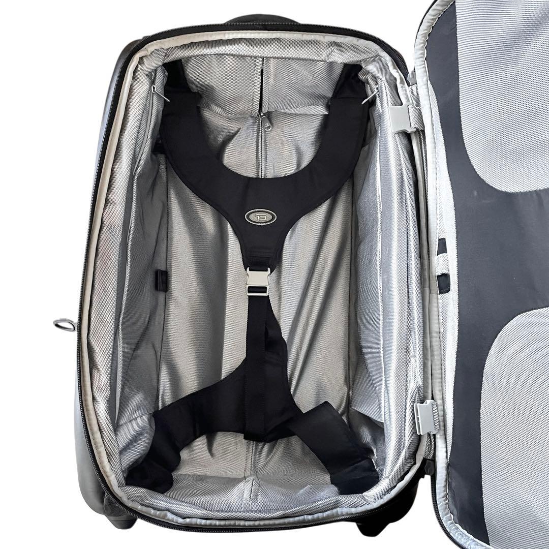 TUMI トゥミ T3 キャリーケース バッグ 2輪 ハンドル調節可能 ブラッ黒