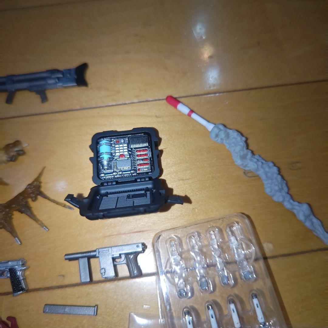 mezcoone:12collective トゥーフェイス