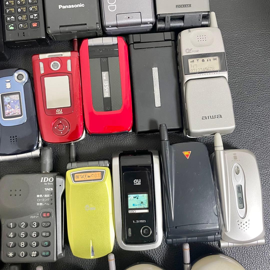 【まとめて40点セット】モックアップ 販売店模型 携帯電話 ガラケー フェラーリ