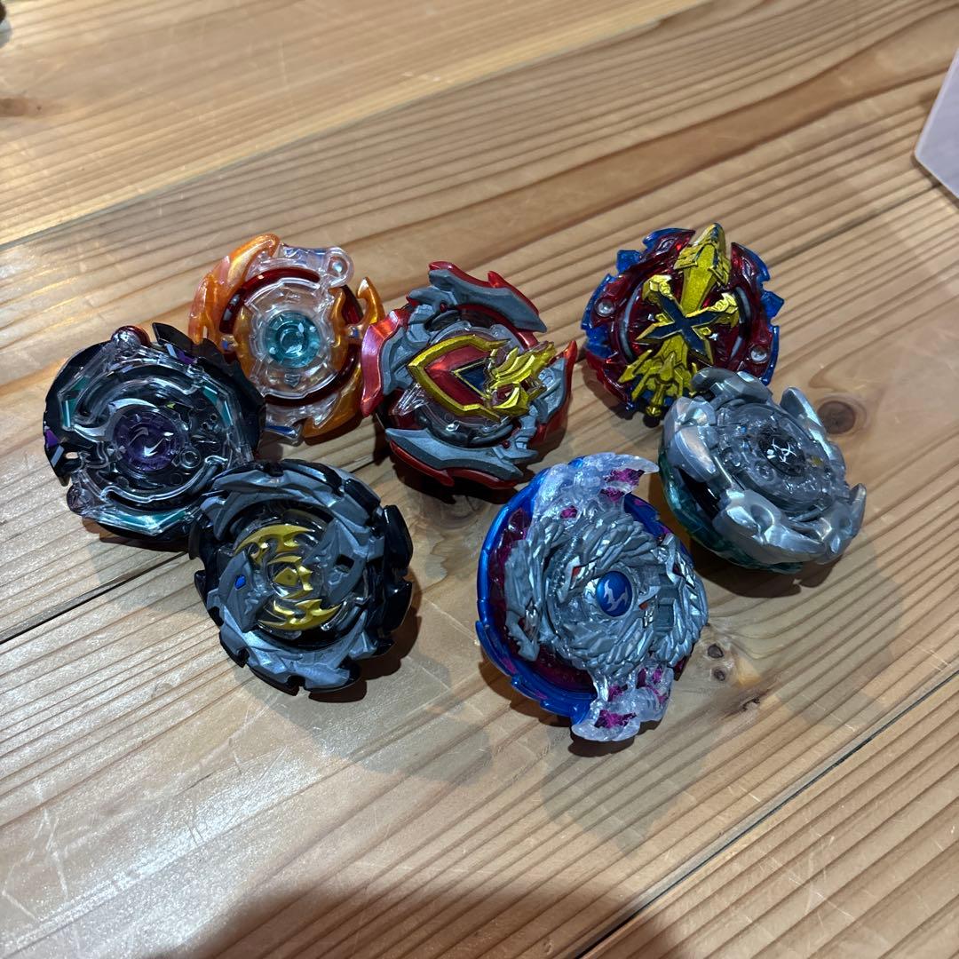 ベイブレードX ダブルエクストリームスタジアムセットと他のベイブレード達たくさん
