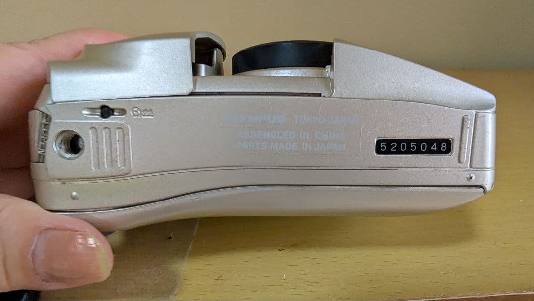 30年以上前の　オリンパス　カメラ