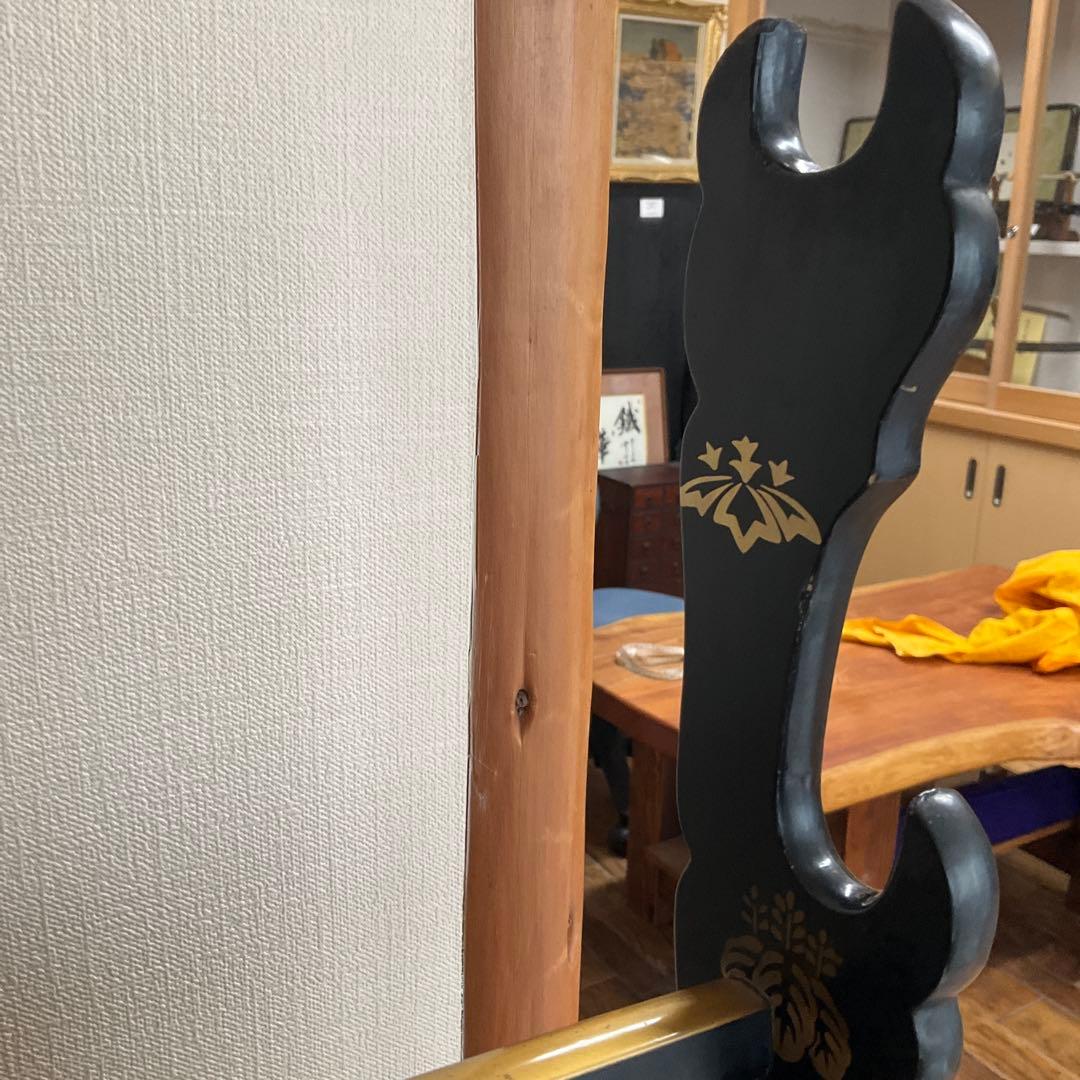 蒔絵鳳凰五七桐文刀掛　江戸時代中期頃