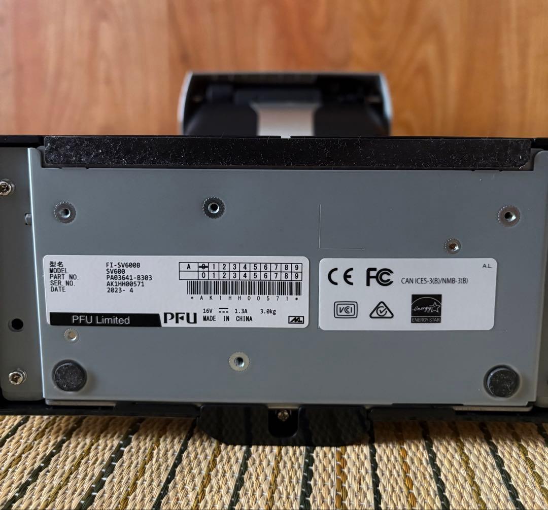 RICOH Scan Snap SV600 ドキュメントスキャナー