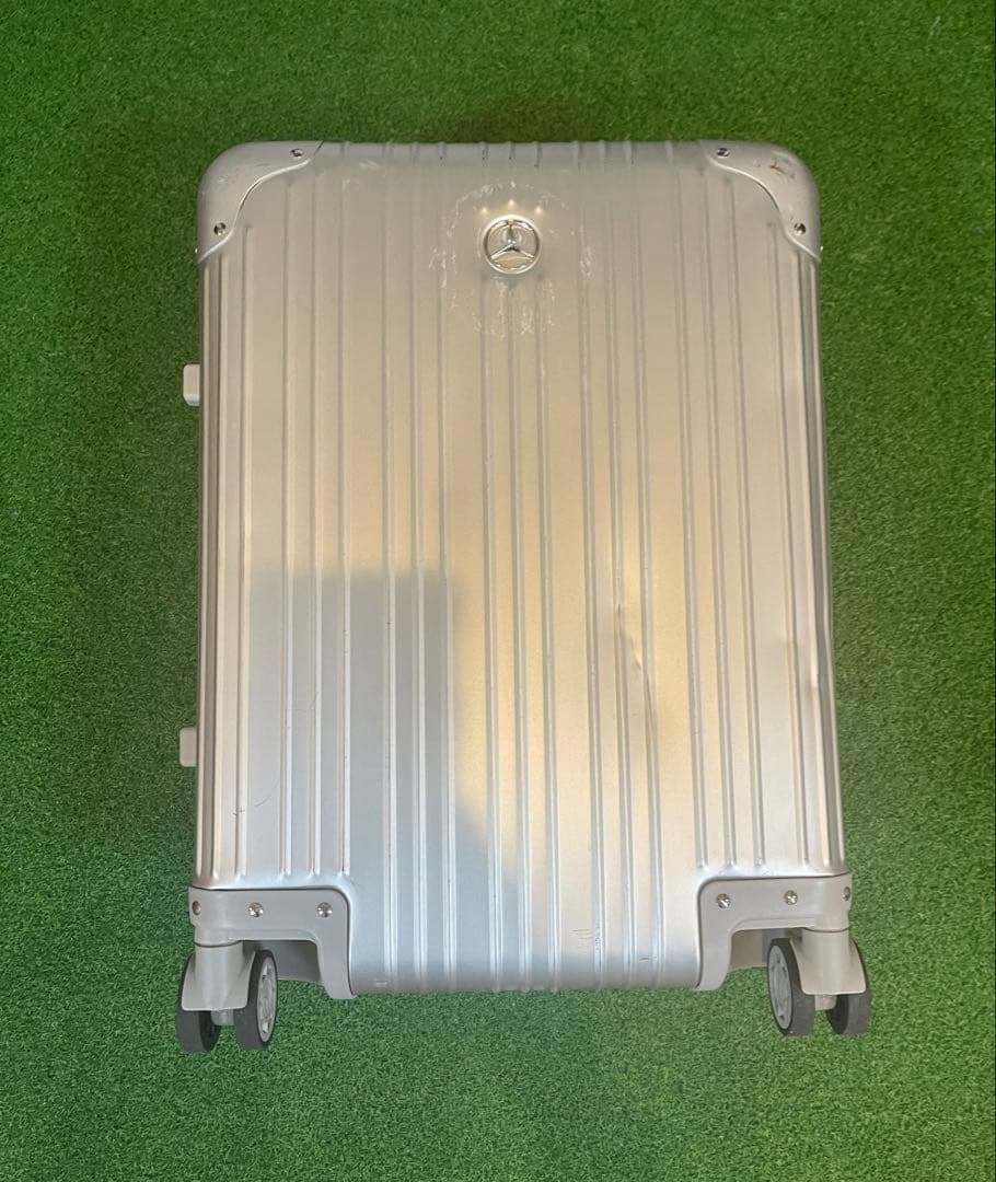 キャリーケース　機内持込サイズ