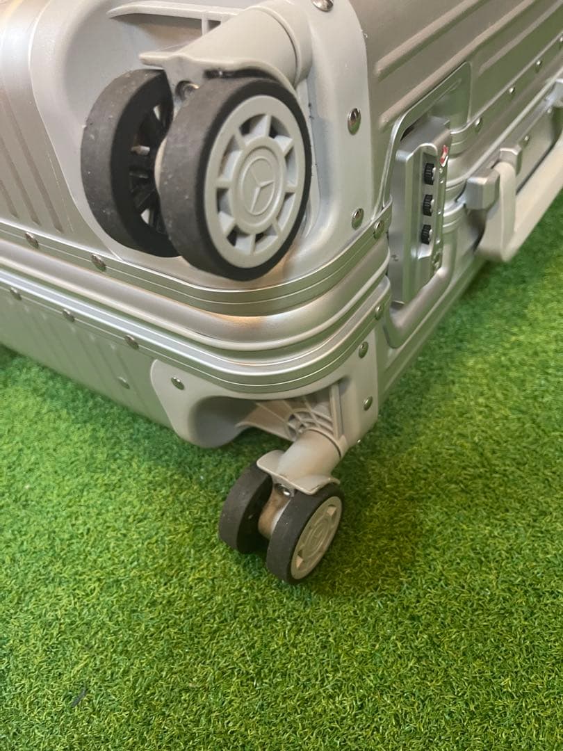 キャリーケース　機内持込サイズ