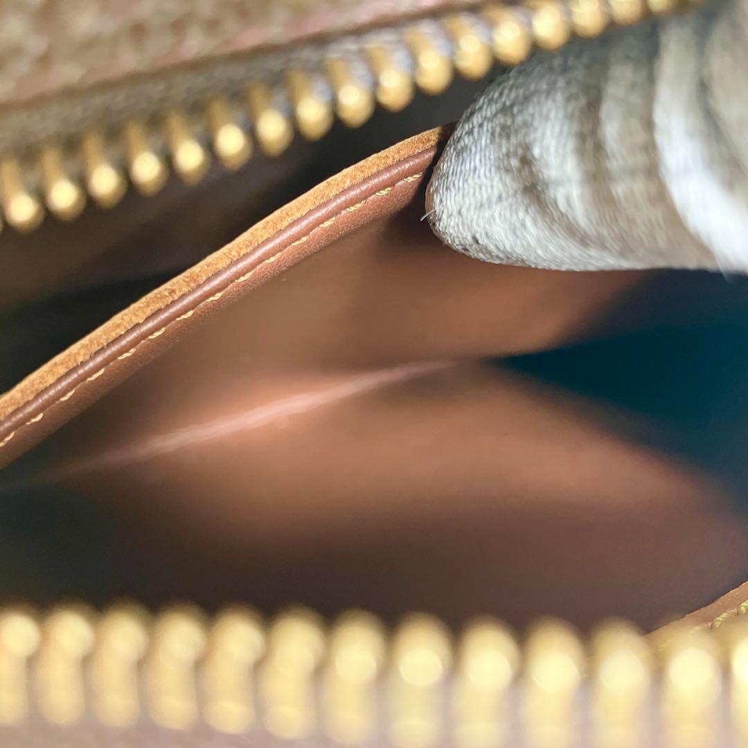 美品 ルイヴィトン ブロワ モノグラム クロスボディ M51221