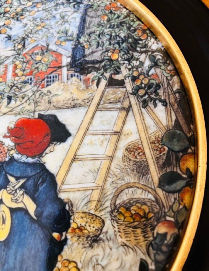 ロイヤルコペンハーゲン「ピッキングアップル」絵画プレート証明書とスタンド付き