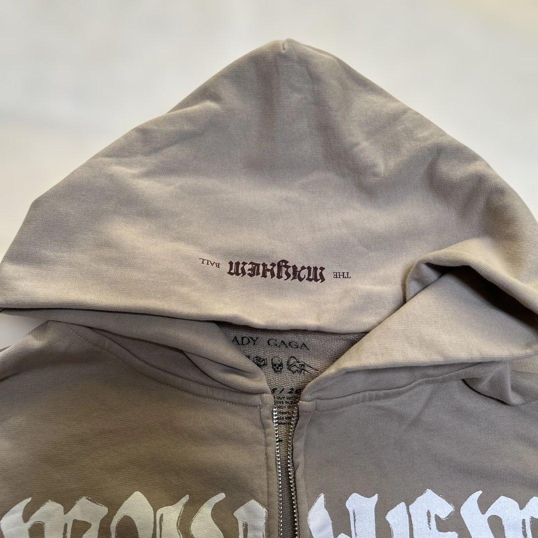 (新品)2026年1.21.22 レディーガガライブパーカー ベージュ
