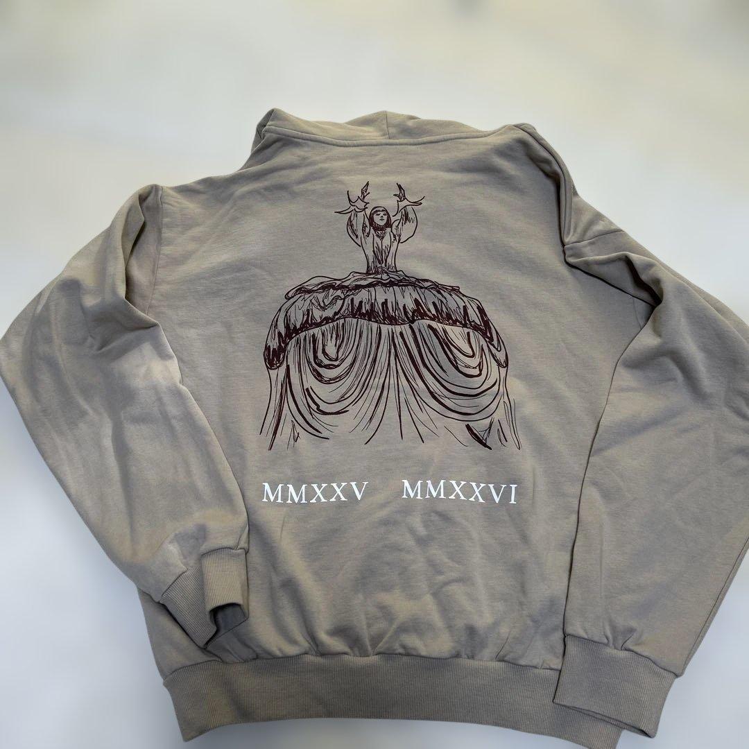 (新品)2026年1.21.22 レディーガガライブパーカー ベージュ