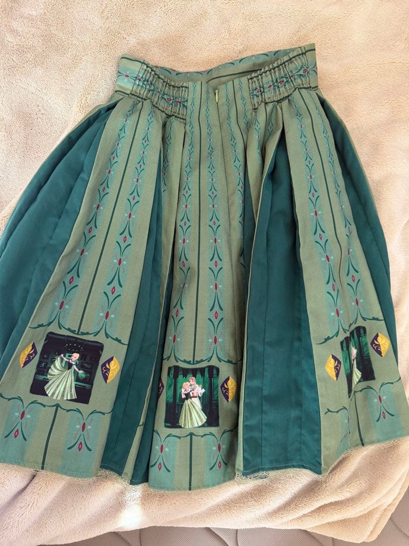 シークレットハニー アナ 戴冠式 スカート M丈