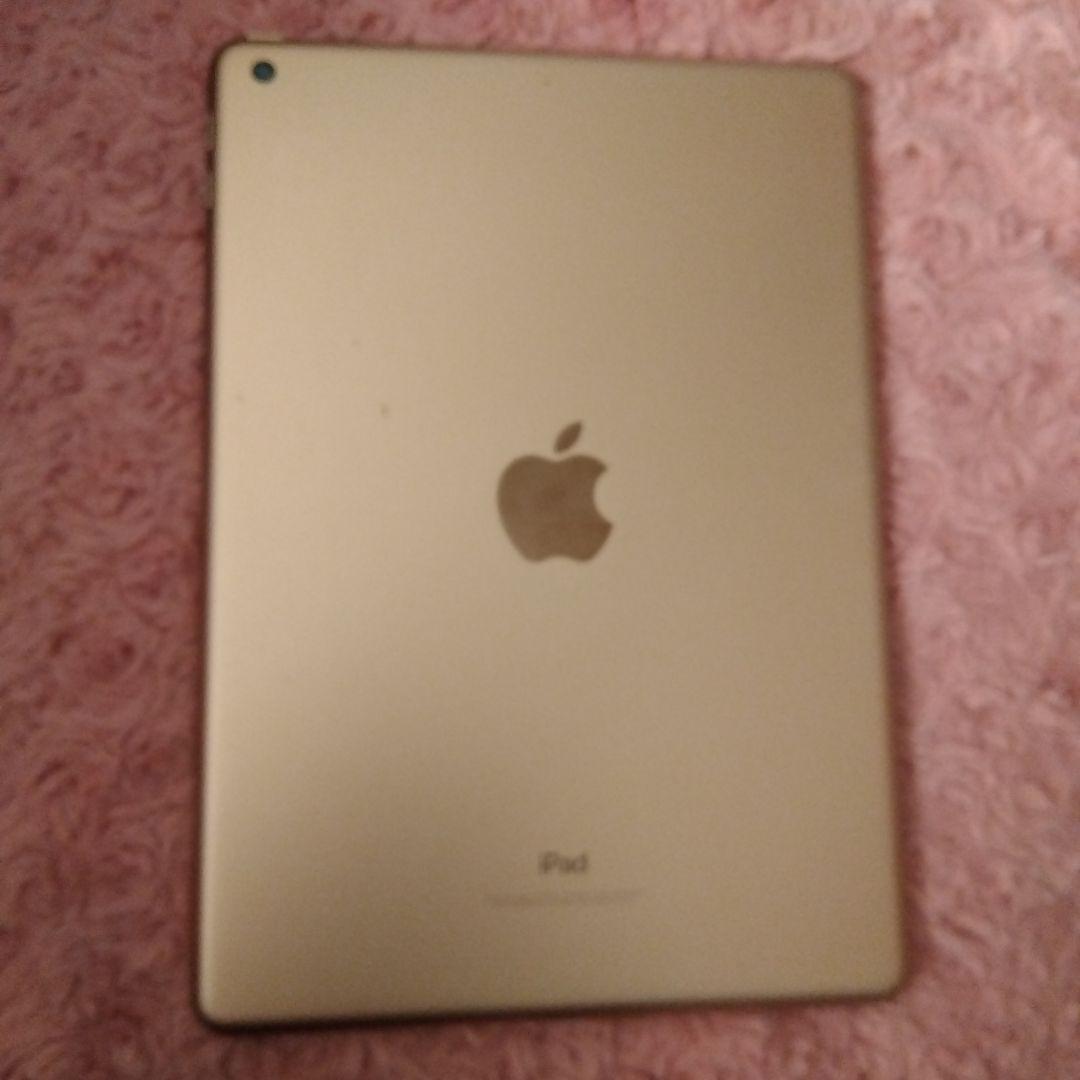 Apple iPad 第６世代　MRJN２J/A