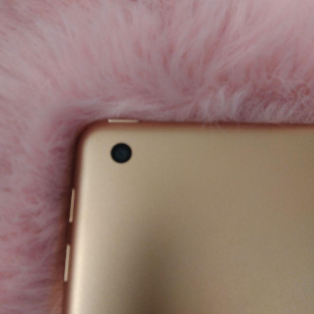 Apple iPad 第６世代　MRJN２J/A